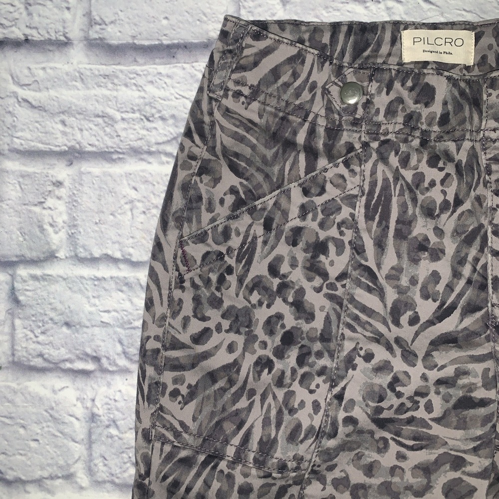 Pilcro Boot Cut Pants Womens X-Small Sz 0 Gray Leopard Mid Rise Animal Print - Picture 6 of 9